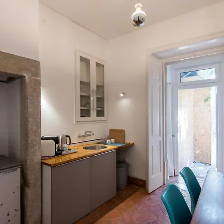 Lost :: Avenida House Affittacamere 3*